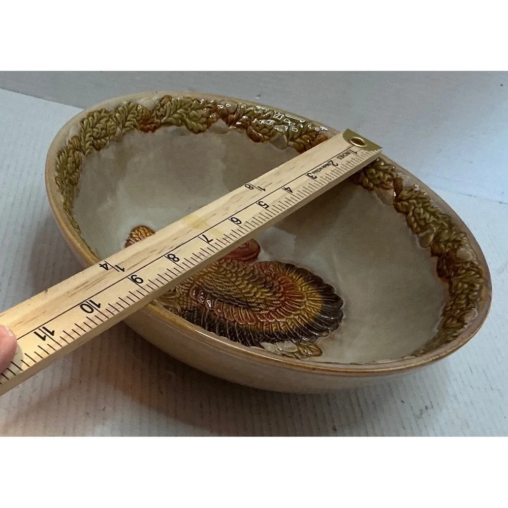 Ceramic Thanksgiving Turkey Serving Bowl Embossed Harvest Leaf Border Tan Brown